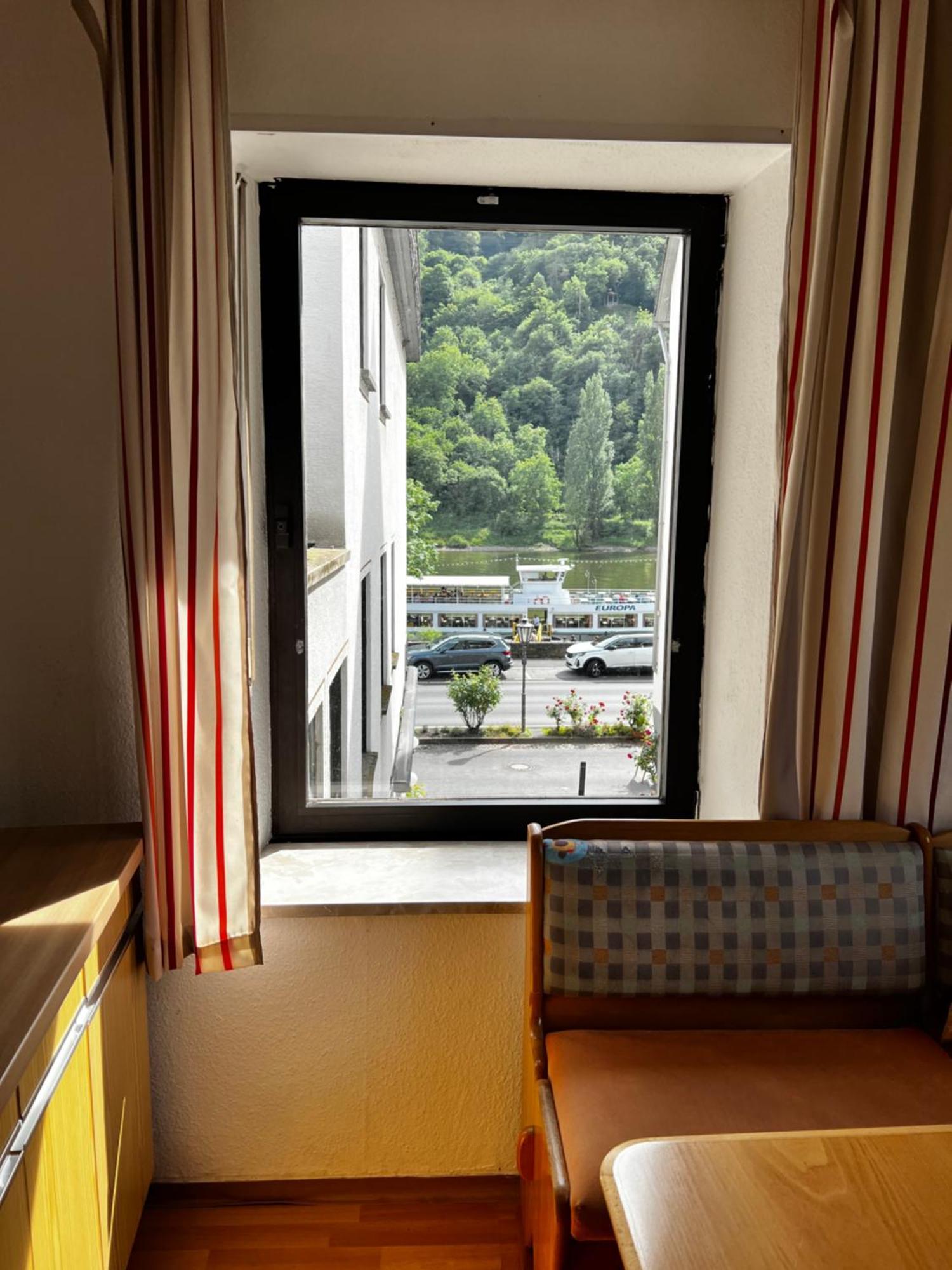 Ferienwohnung in Ediger Eller Exterior foto